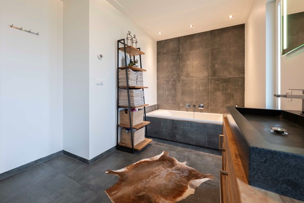 Medium property photo - Bovenstraat 48, 4741 AW Hoeven